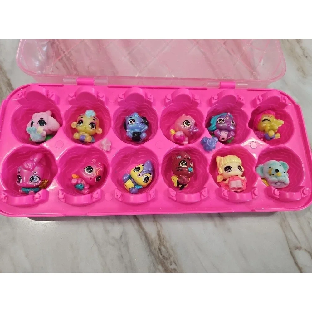Hatchimals 12 Egg Surprises CollEGGtible Cute Shimmer Babies Carton &Accessories